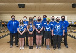 KCC's 2020-21 men's and women's bowling teams.