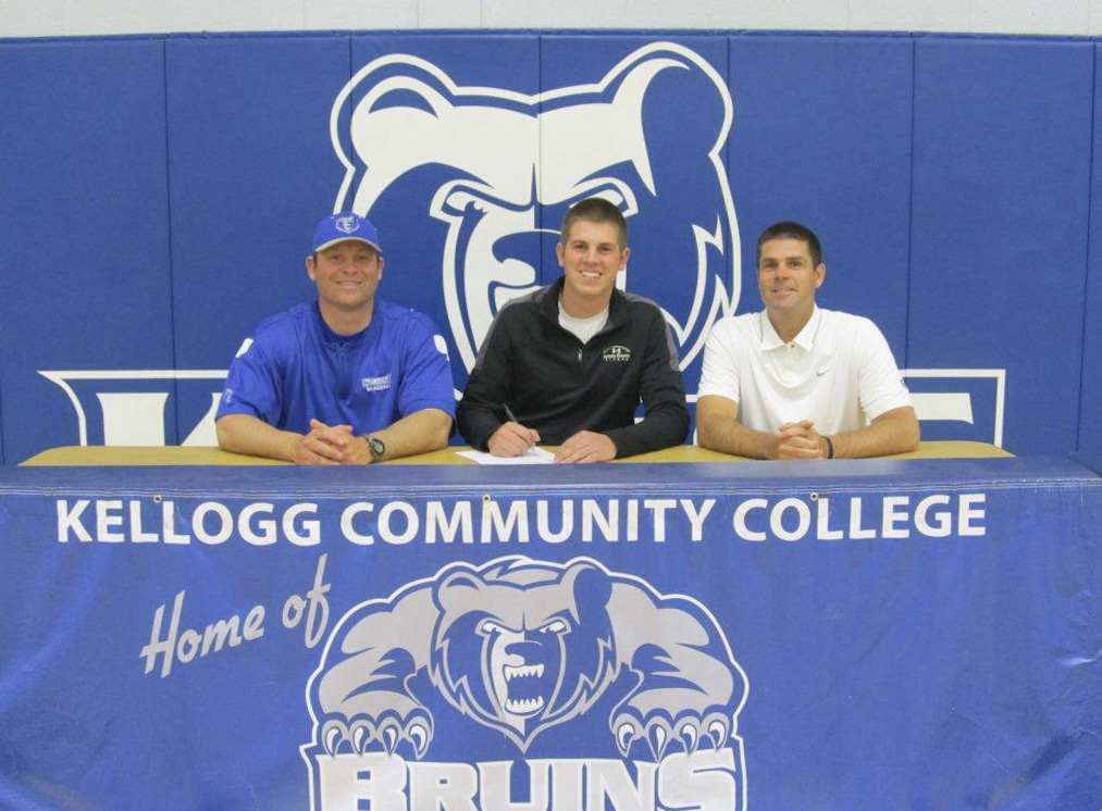 Jacob Lincoln signs a National Letter of Intent to play baseball at KCC.