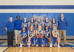 KCC's 2018-19 women's basketball team